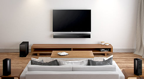 Беспроводной саундбар Sony HT-RT5 легко обеспечивает объемный звук